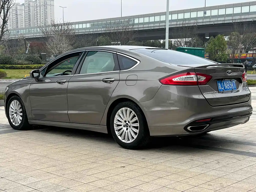 Mondeo 2.0 L GTDi200 Fashion