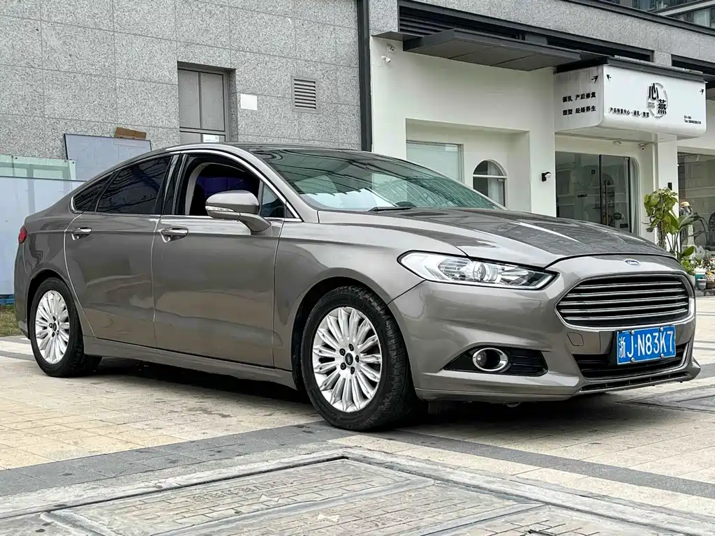 Mondeo 2.0 L GTDi200 Fashion
