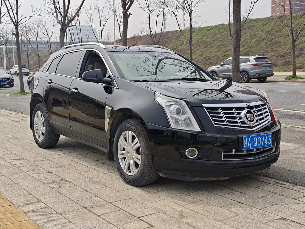 Cadillac SRX 3.0 L Luxury
