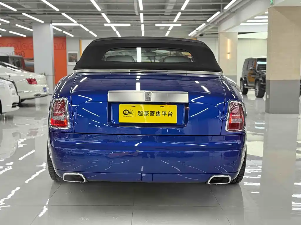 Phantom 6.7 L Softtop Convertible