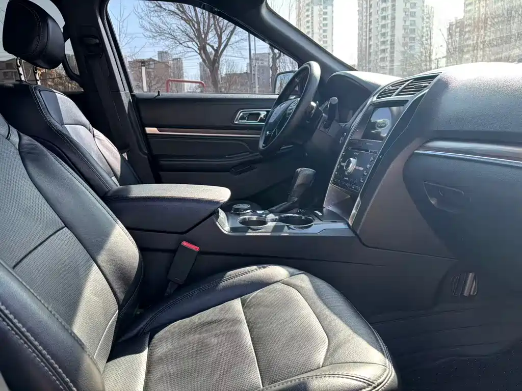Explorer (Import) 2.3 T Elite