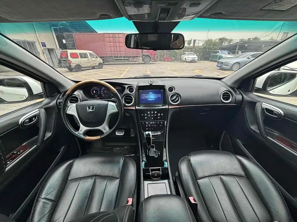 Luxgen 7 SUV 2.2 T 2 WD Smart