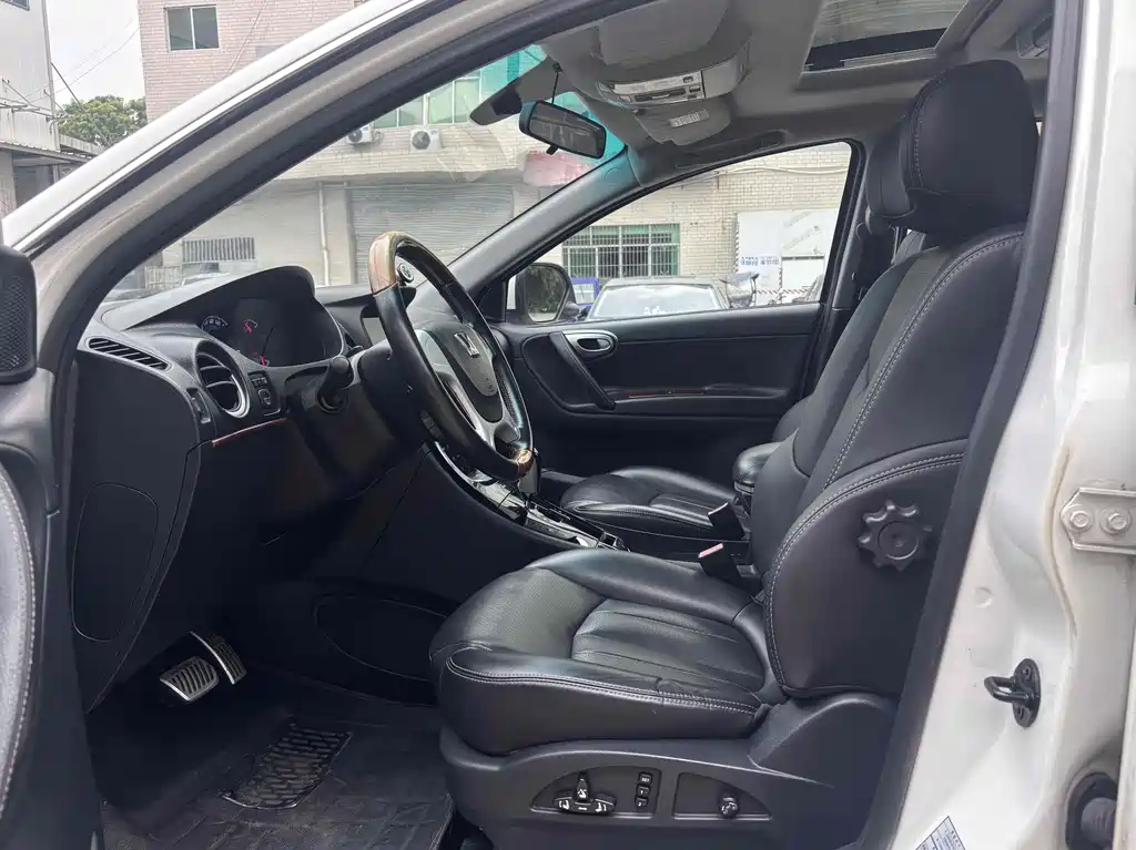 Luxgen 7 SUV 2.2 T 2 WD Smart