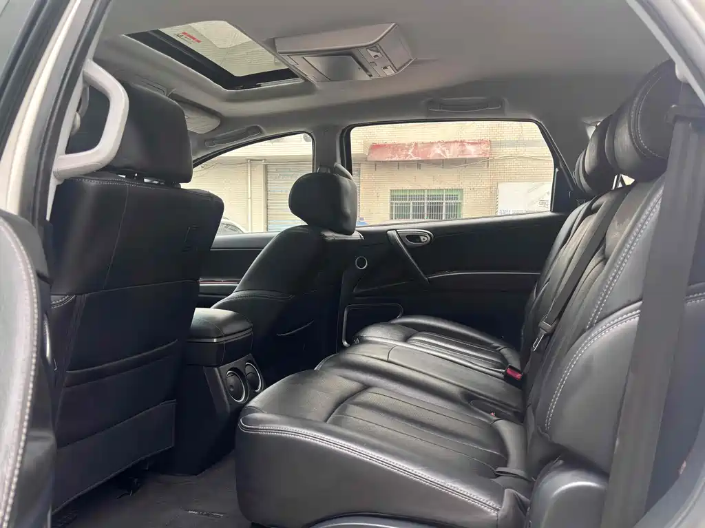 Luxgen 7 SUV 2.2 T 2 WD Smart