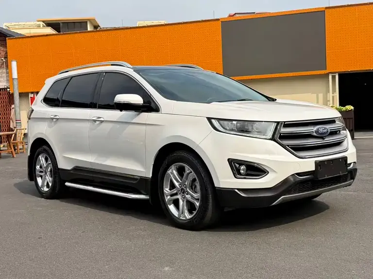 Ford Edge EcoBoost 245 4 WD Grand Sharp 7-seat