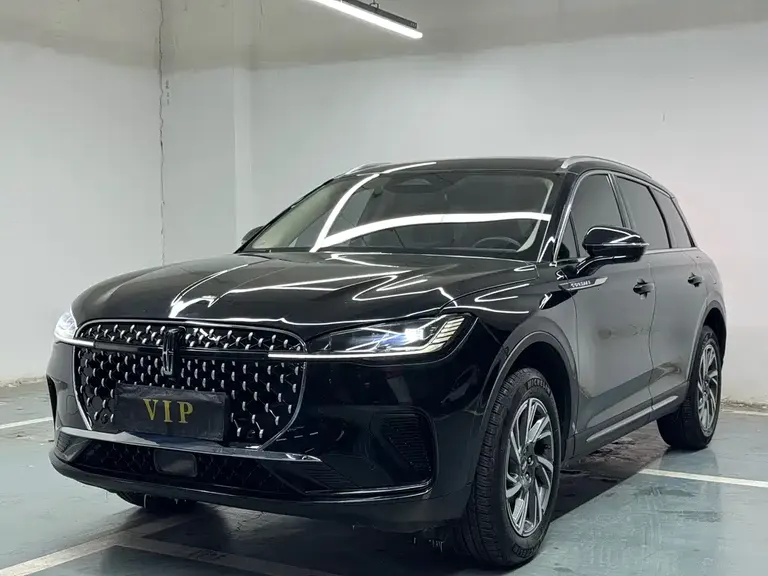 Lincoln Corsair 2.0 T 2 WD Graceful