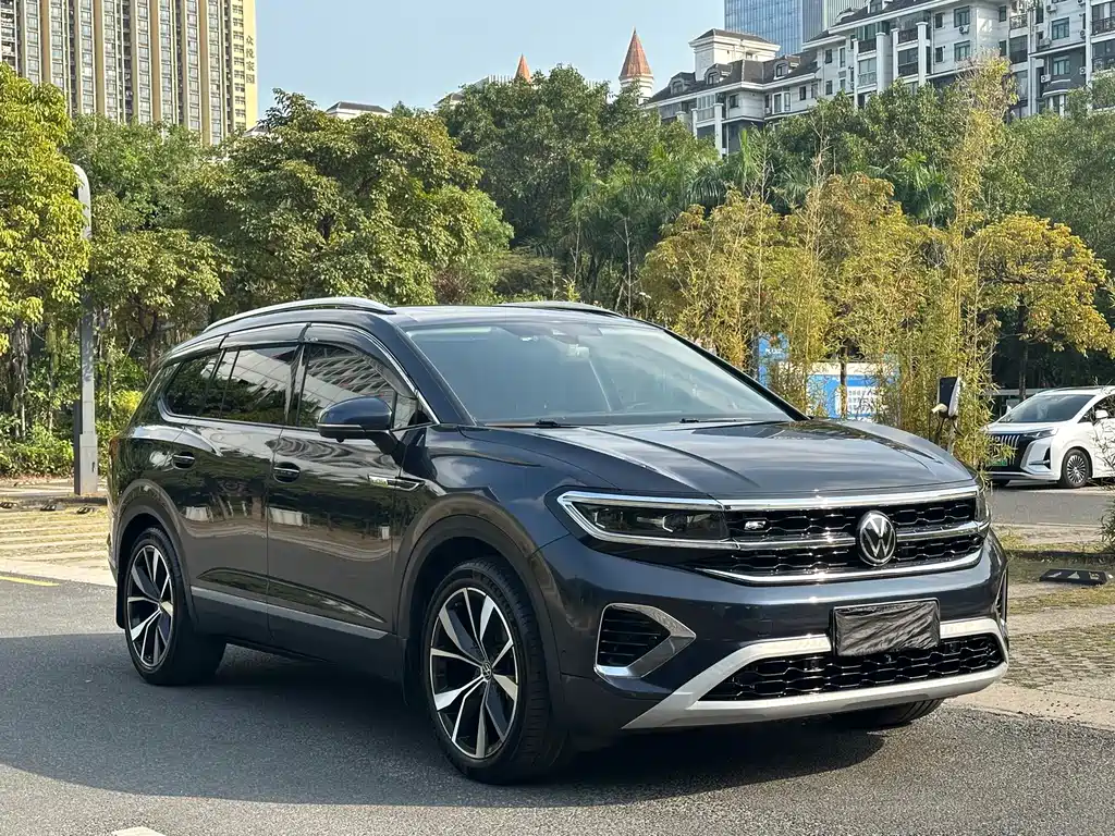 Talagon 530 TSI 4 WD Flagship Victory Realm Pro