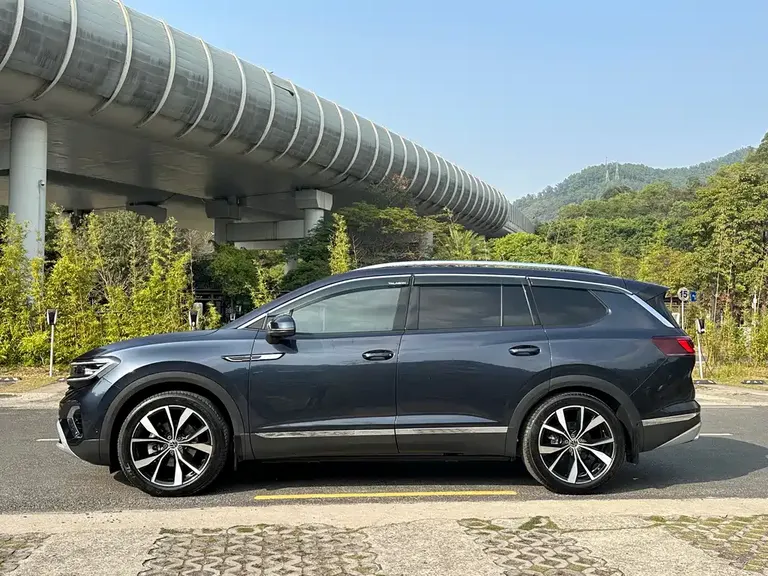 Volkswagen Talagon 530 TSI 4 WD Flagship Victory Realm Pro
