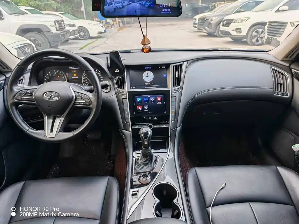 Infiniti Q50 L 2.0 T Comfort CN-V