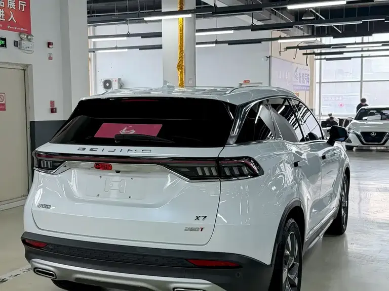 BAIC X7 1.5 TD DCT Premium Leading