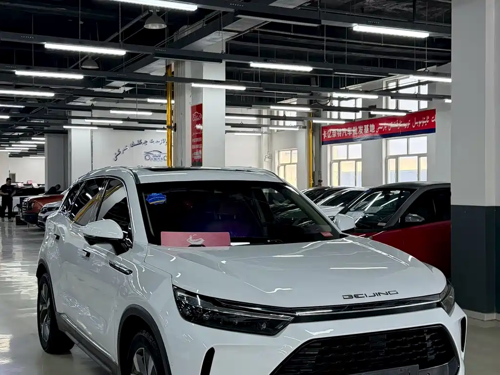 BAIC X7 1.5 TD DCT Premium Leading
