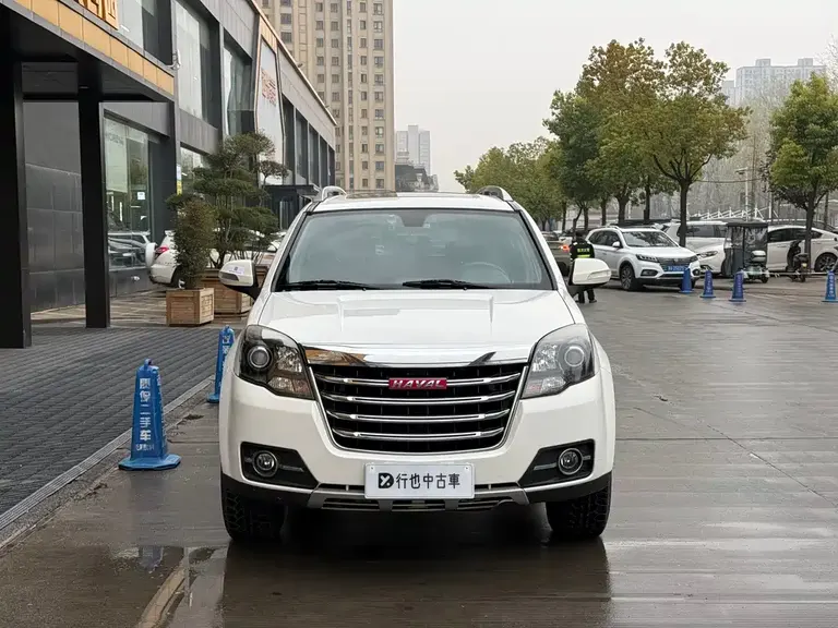 Haval H5 Classic 2.0 T Manual 4 WD Distinguished