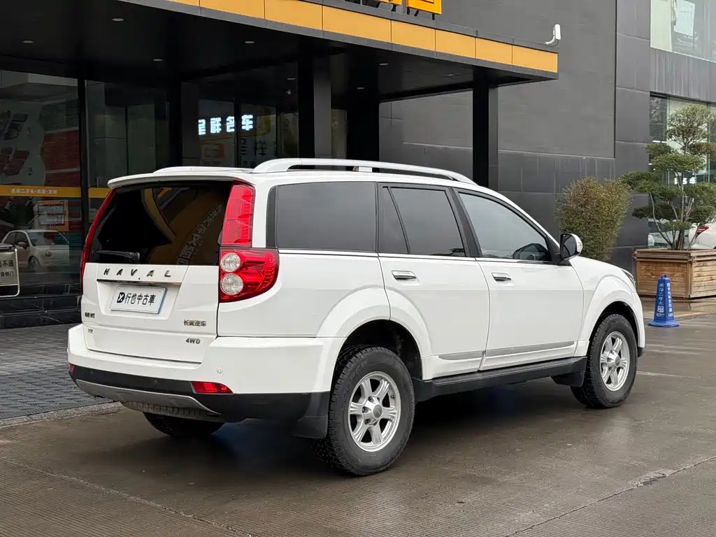Haval H5 Classic 2.0 T Manual 4 WD Distinguished