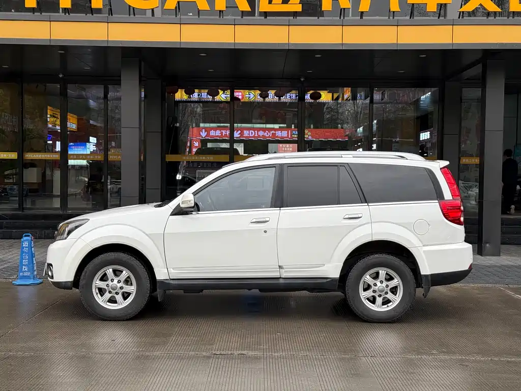Haval H5 Classic 2.0 T Manual 4 WD Distinguished
