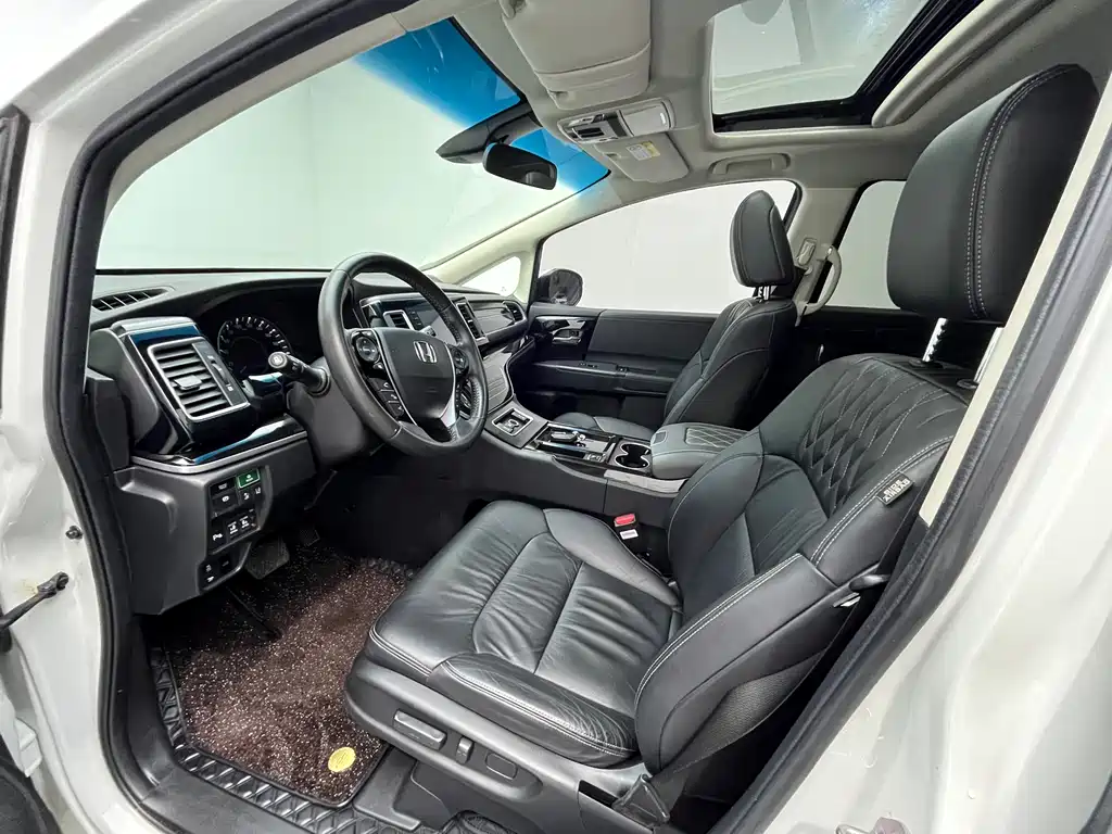 Elysion 2.0 L Hybrid Luxury