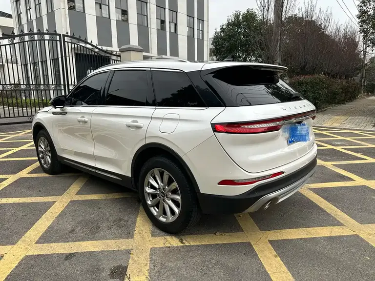 Lincoln Corsair 2.0 T 2 WD Premium