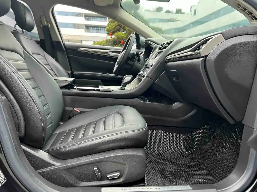 Mondeo 2.0 L GTDi200 Fashion