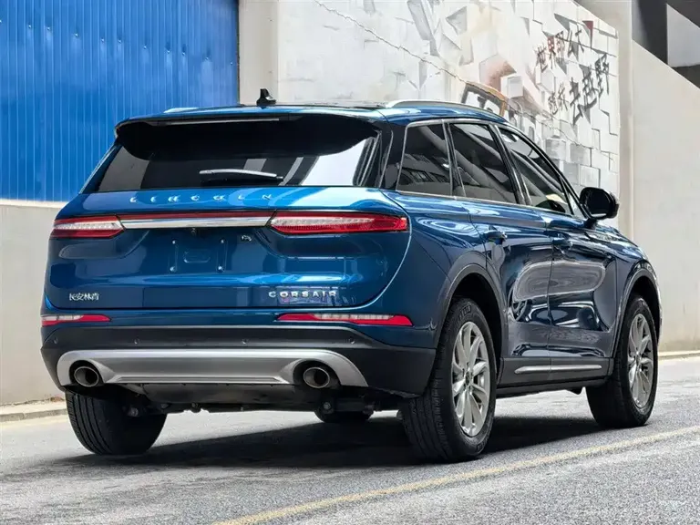 Lincoln Corsair 2.0 T 2 WD Premium