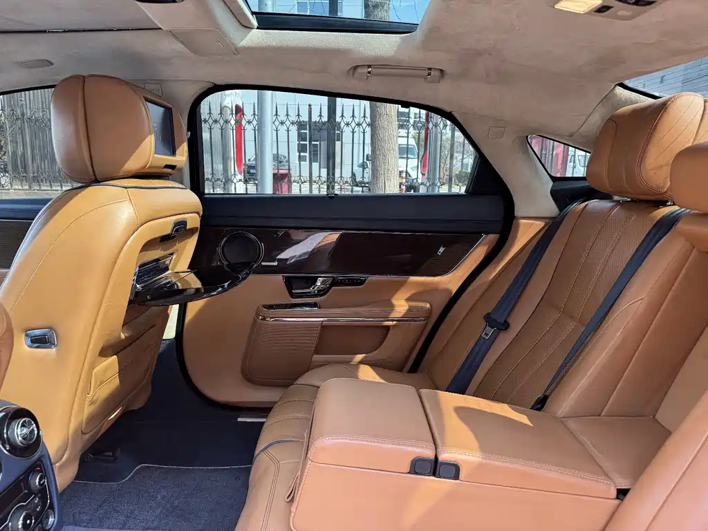 Jaguar XJ XJL 3.0 Flagship Business