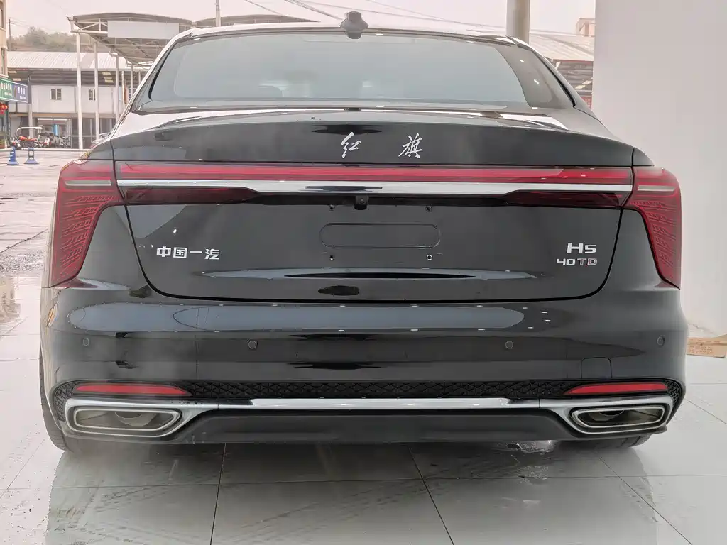 Hongqi H5 2.0 T Auto Connected Flagship Enjoyment
