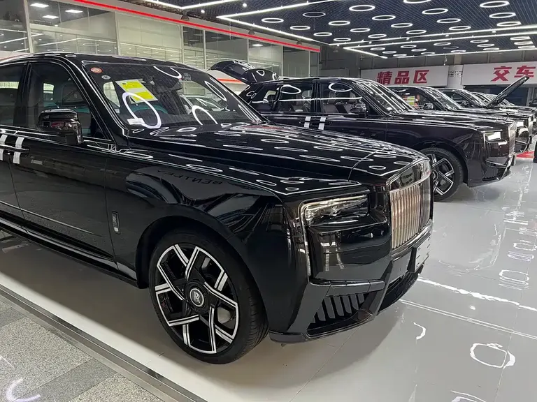 Rolls-Royce Cullinan Black Badge