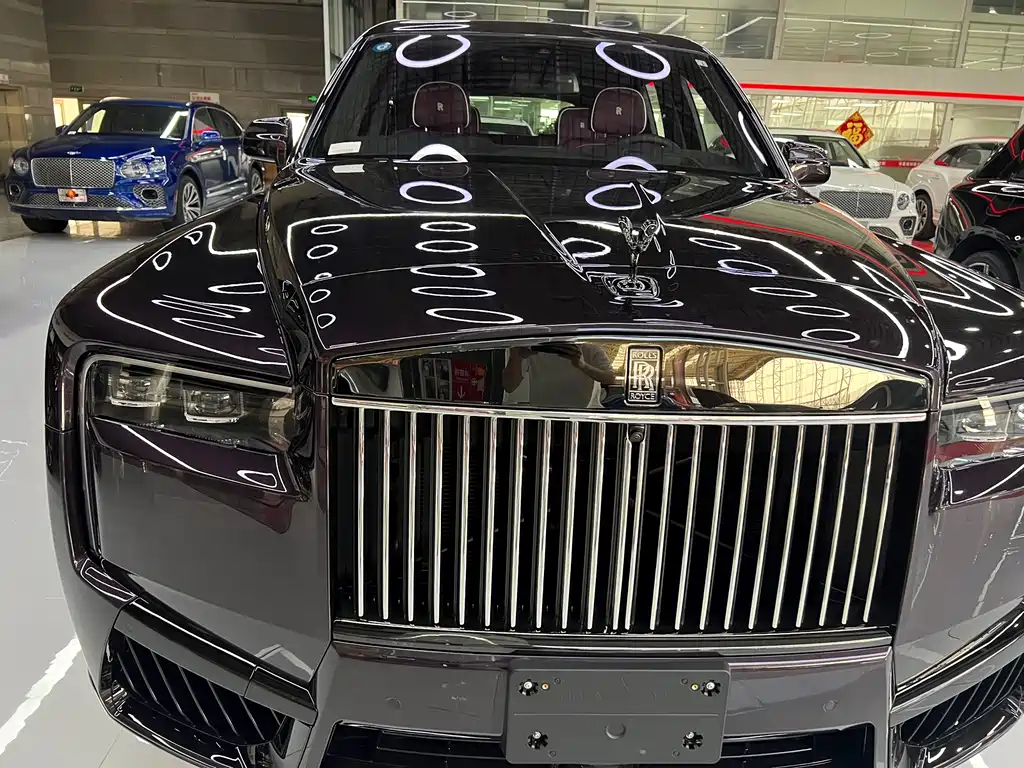 Cullinan Black Badge