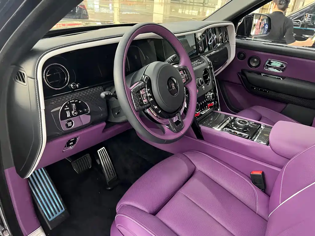 Cullinan Black Badge