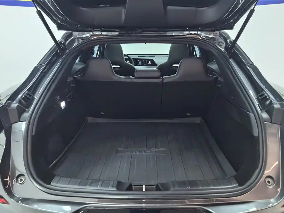 Changan UNI-T 1.5 T Sport Distinguished