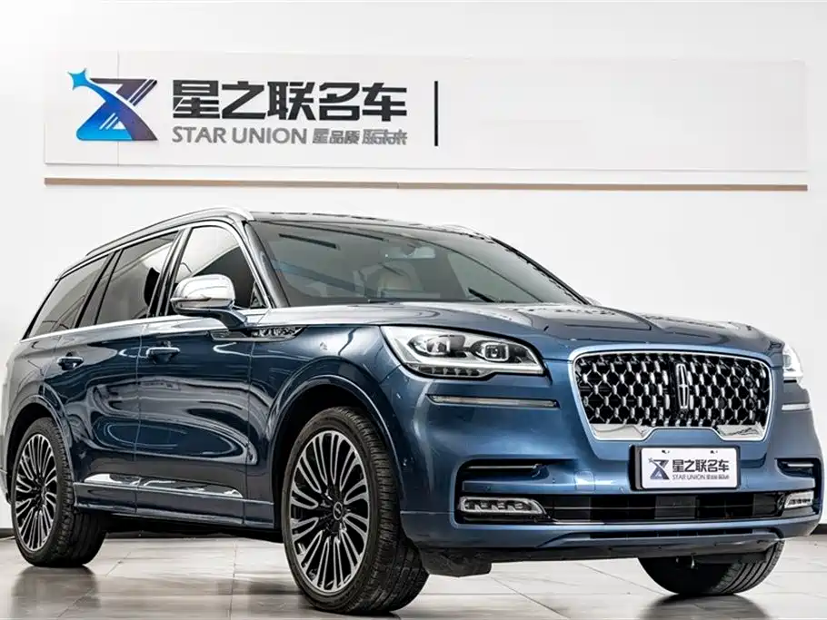 Aviator 3.0 T V6 4 WD President