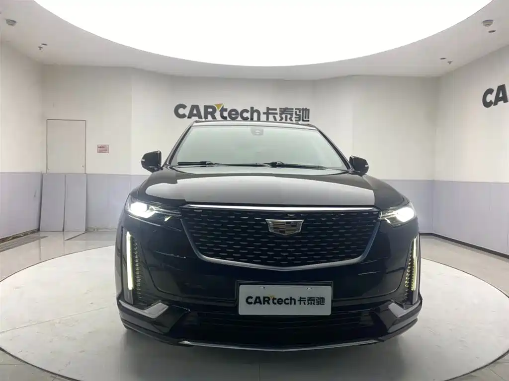 Cadillac XT6 2.0 T 7-seat 2 WD Style