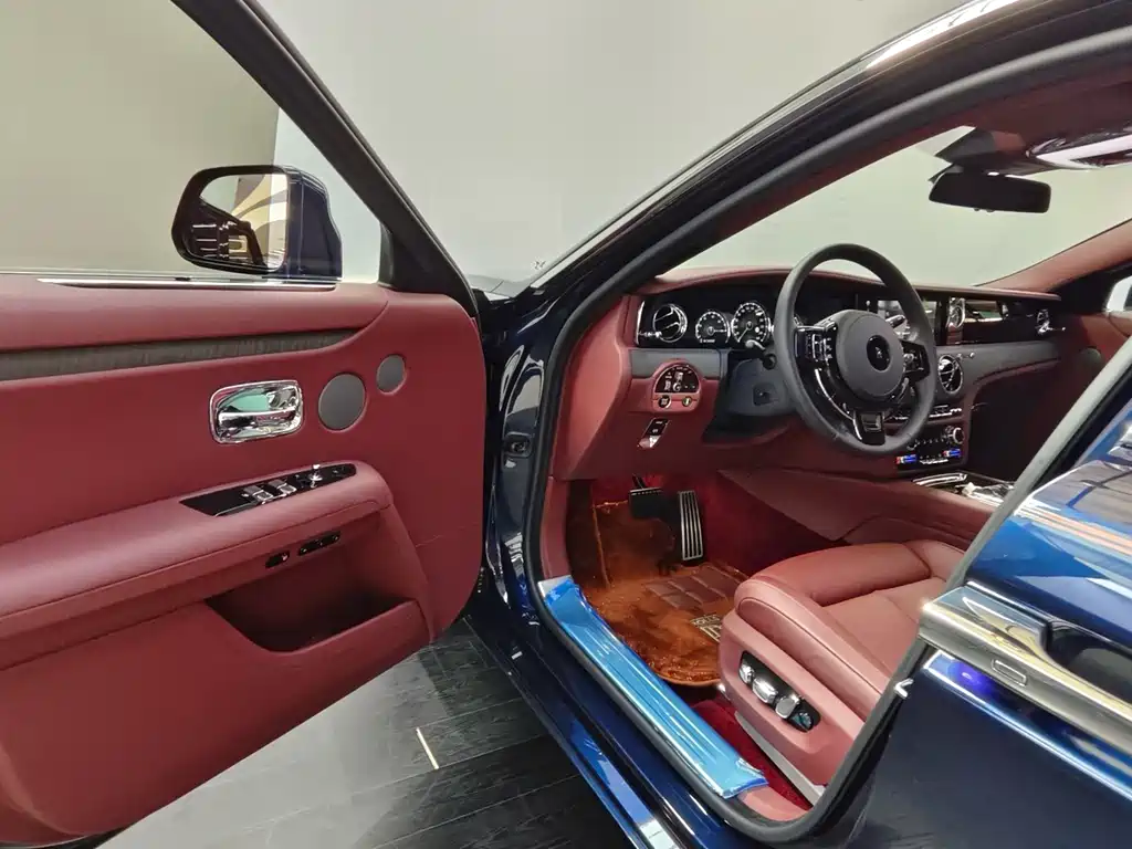 Ghost 6.7 T LWB Range