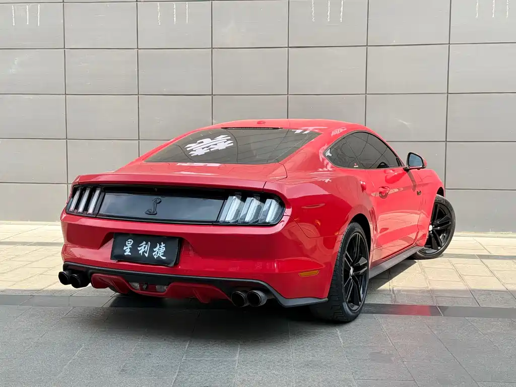 Mustang 2.3 T Performance
