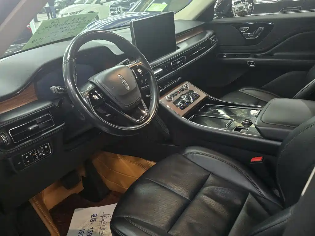 Aviator 3.0 T V6 4 WD Premium