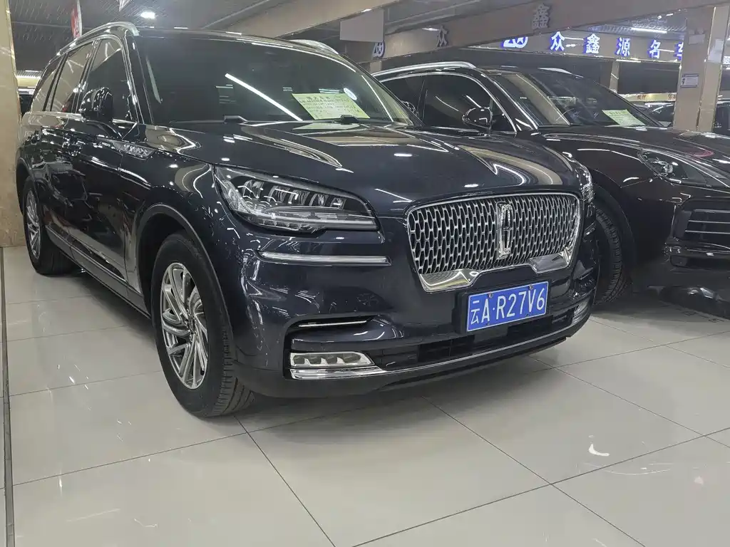 Aviator 3.0 T V6 4 WD Premium