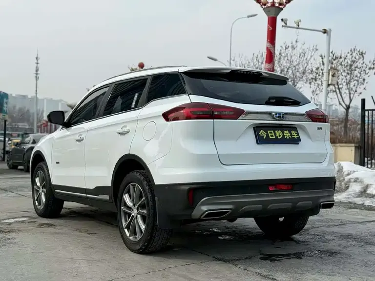 Geely Boyue 1.8 TD Auto 2 WD Smart 4 G Connected