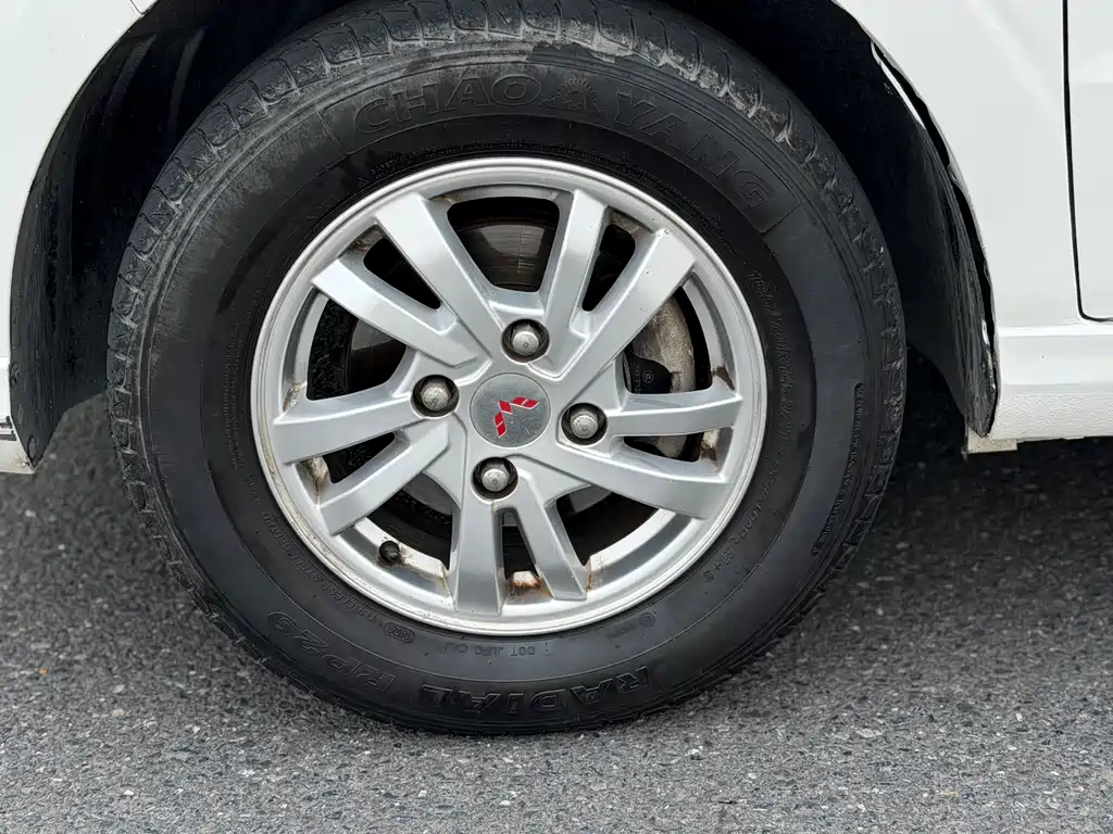 Wuling Hongguang 1.5 L S Basic CN-VI LAR