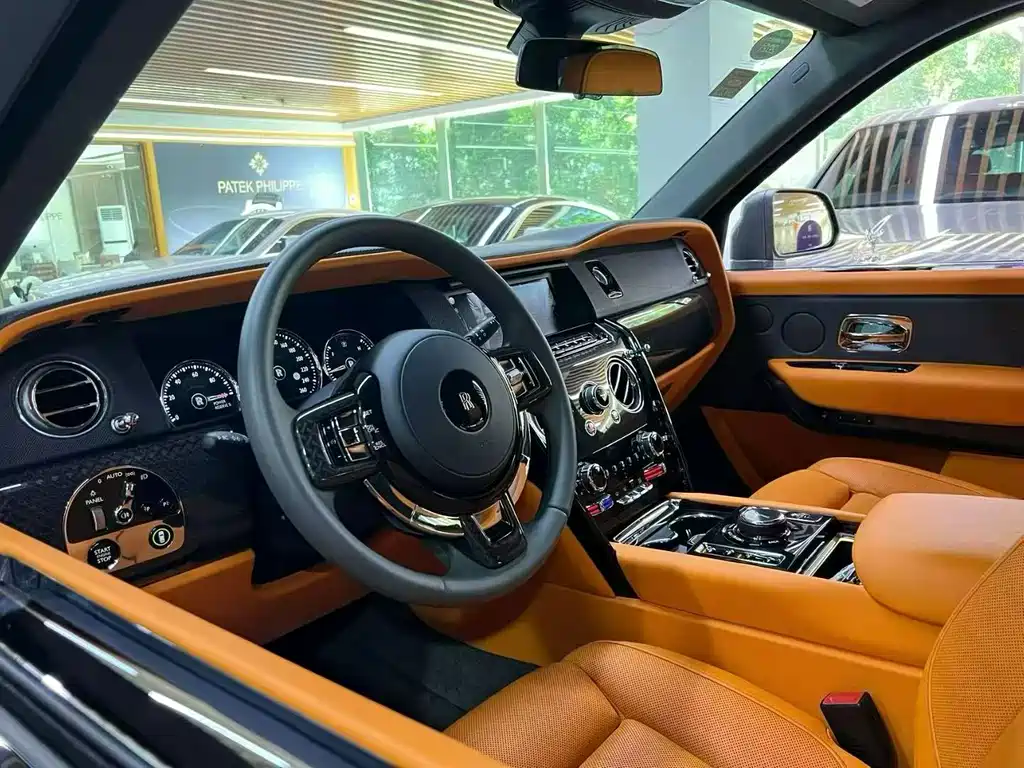 Cullinan Black Badge