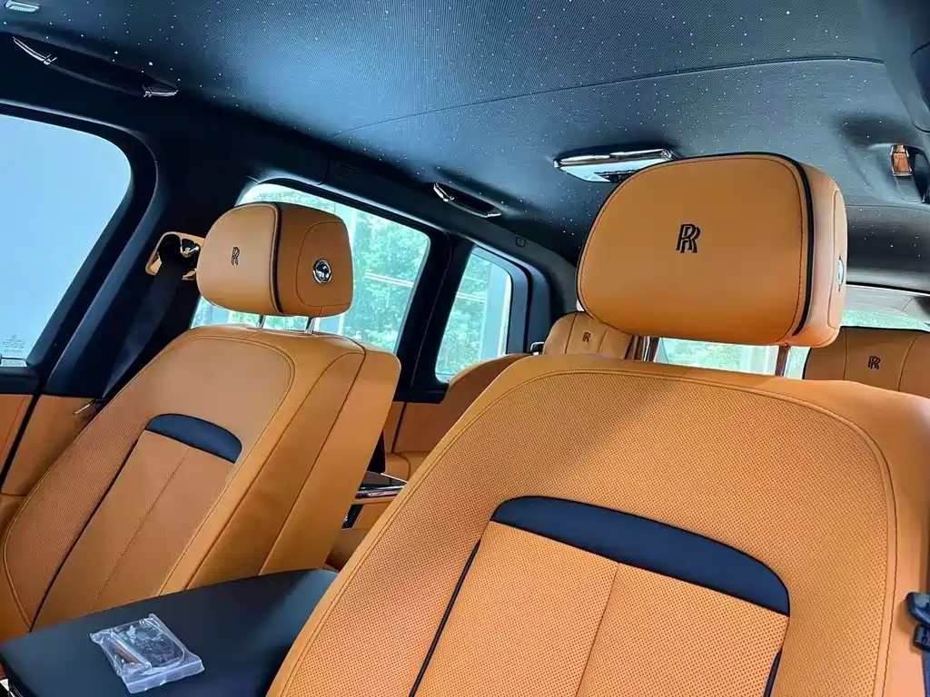 Cullinan Black Badge