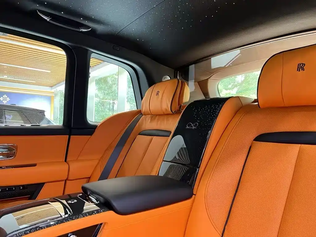Cullinan Black Badge