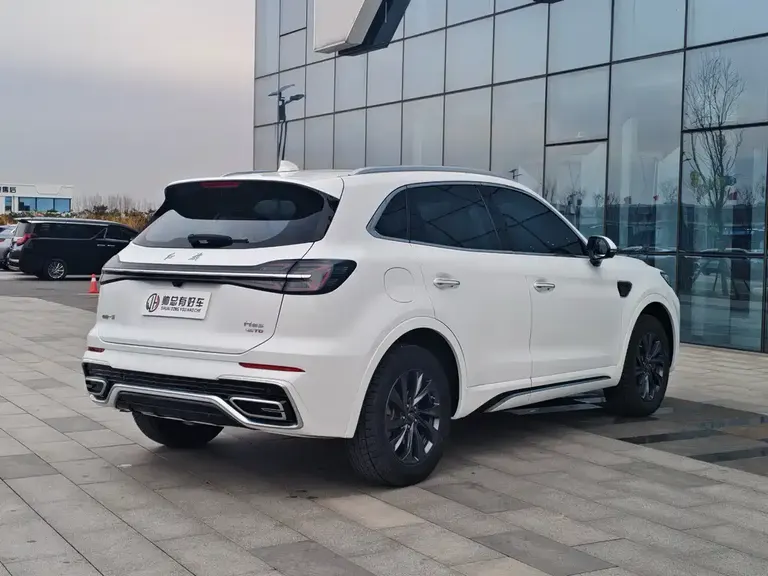 Hongqi HS5 2.0 T Flagship Enjoyment Pro