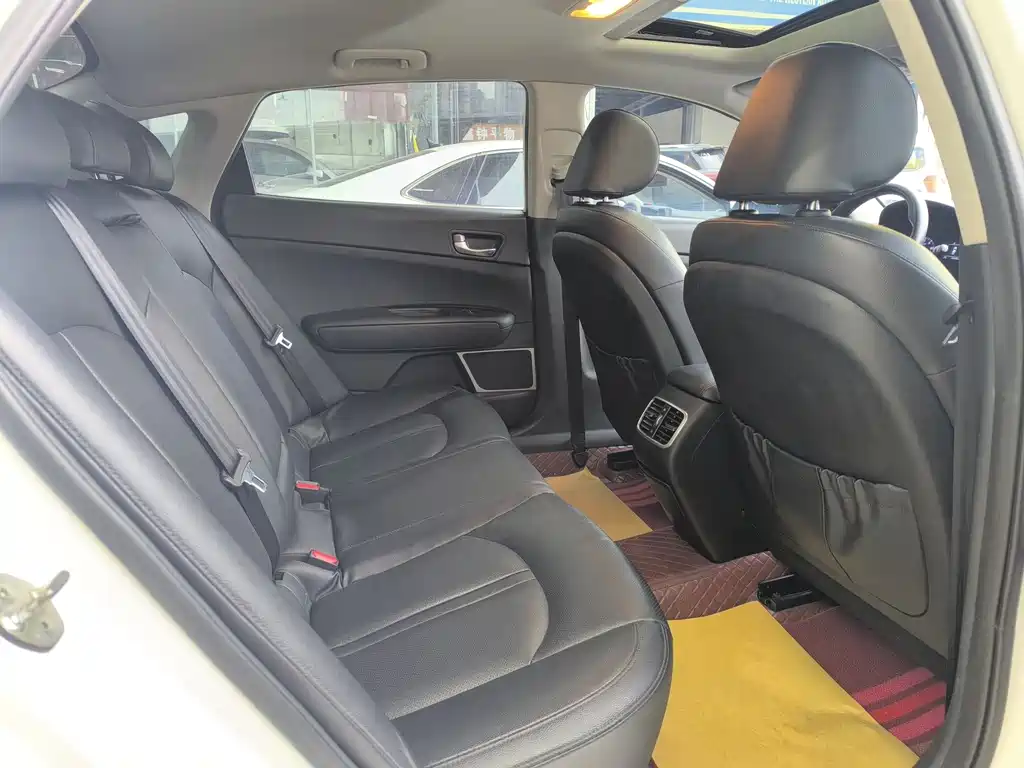 Kia K5 2.0 L Auto GLS