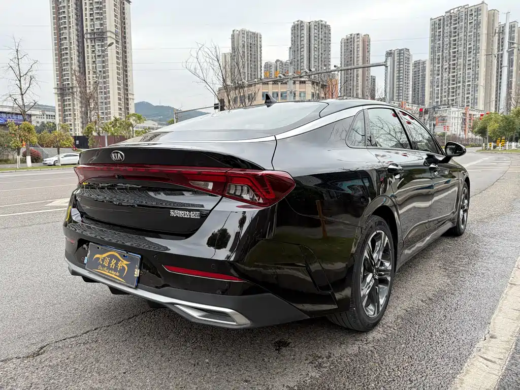 Kia K5 270 T CVVD Luxury Tech
