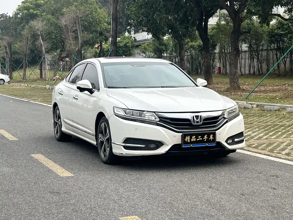 Spirior 2.4 L Honor Shine