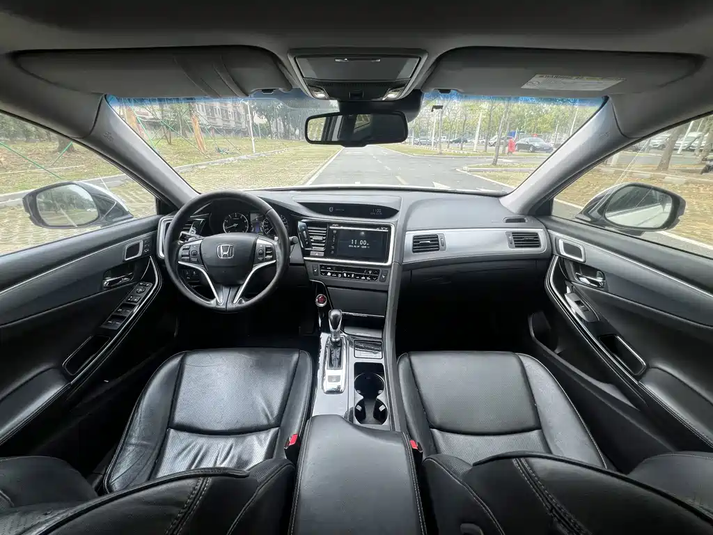 Spirior 2.4 L Honor Shine