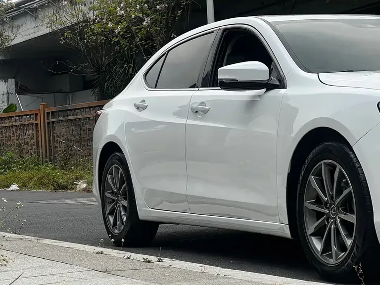 Acura TLX-L 2.4 L Joy