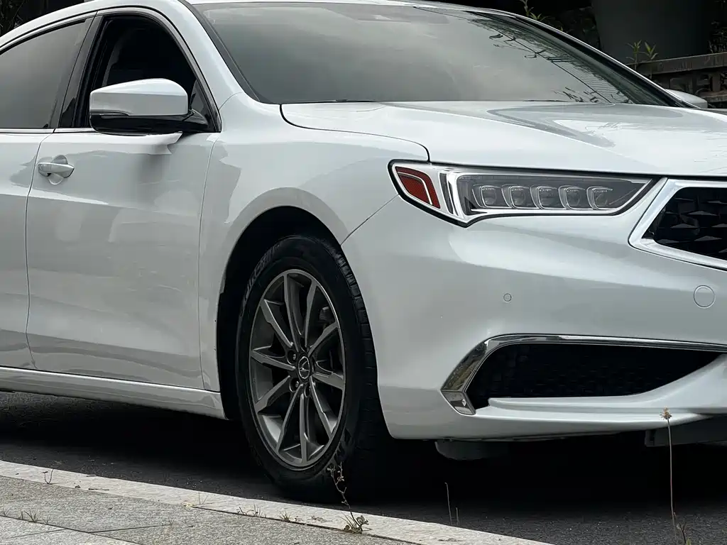 Acura TLX-L 2.4 L Joy