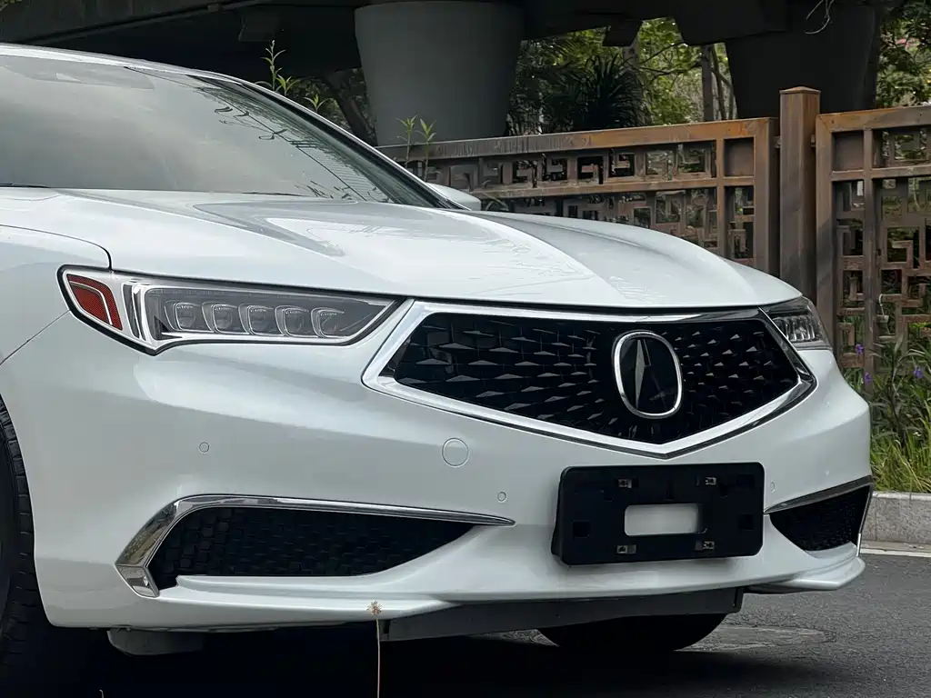 Acura TLX-L 2.4 L Joy