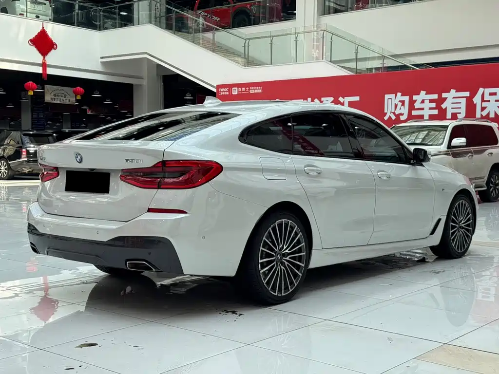 BMW 6 Series GT 630 i M Sport Package