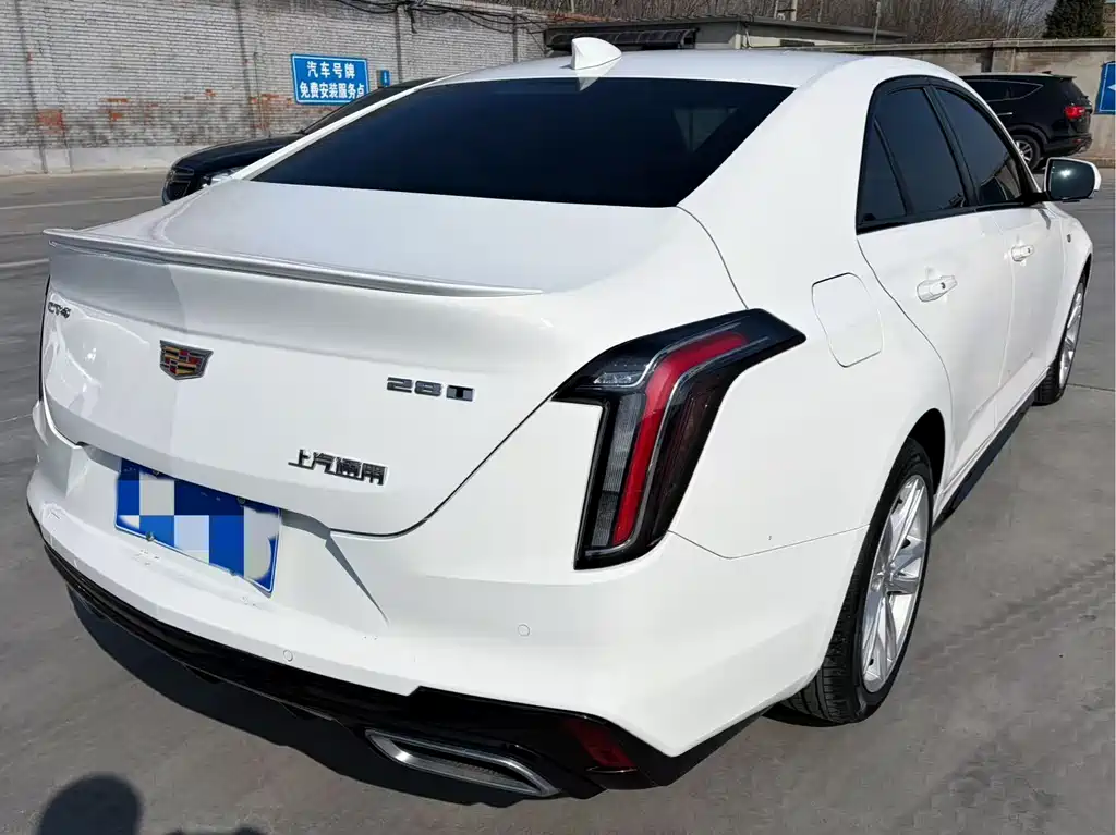 Cadillac CT4 28 T Style