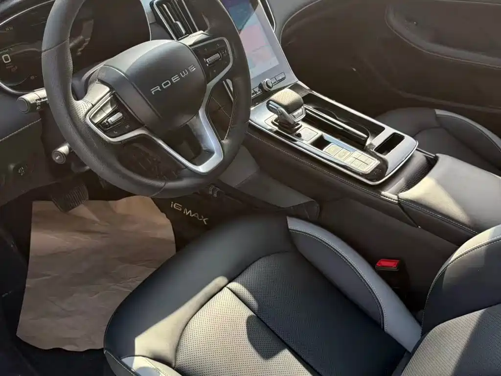 Roewe i6 MAX NEV 1.5 T PHEV Cool Sky